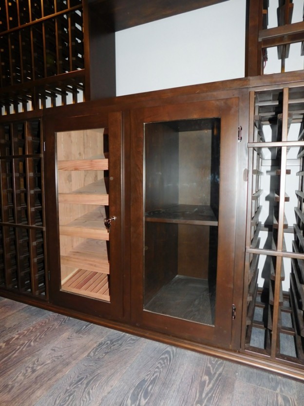 家庭酒窖冷却系统和酒架设计的明智选择