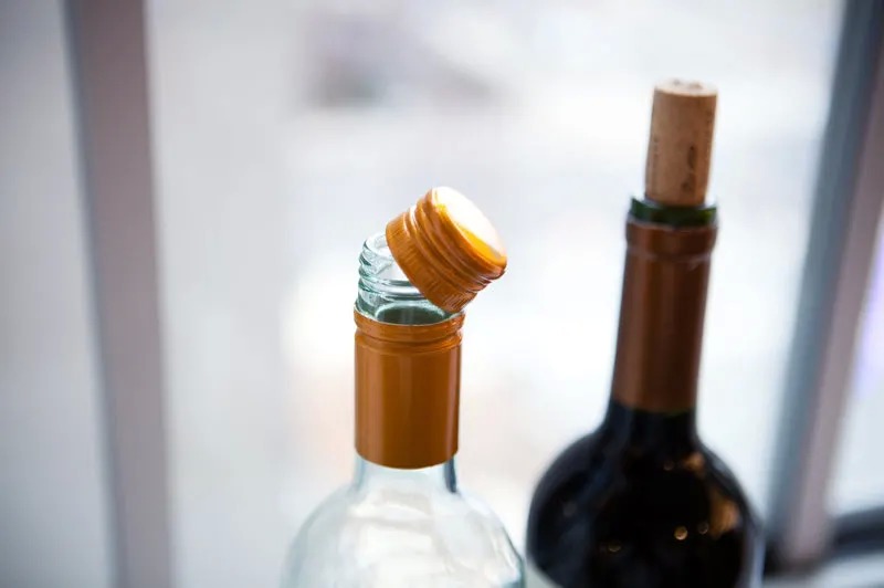 没有软木塞存储葡萄酒的六种方法